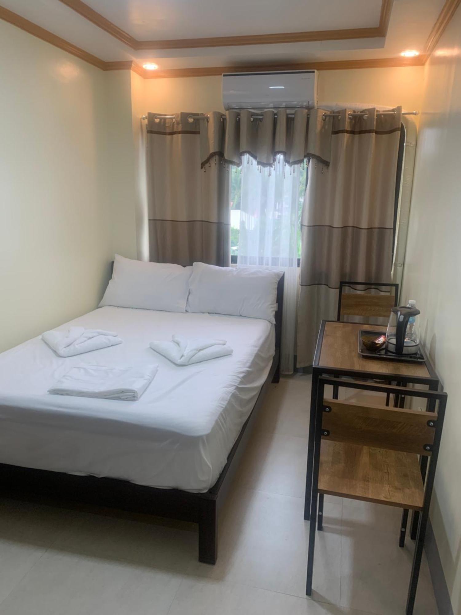 Zl Travelers Inn Batuan Εξωτερικό φωτογραφία